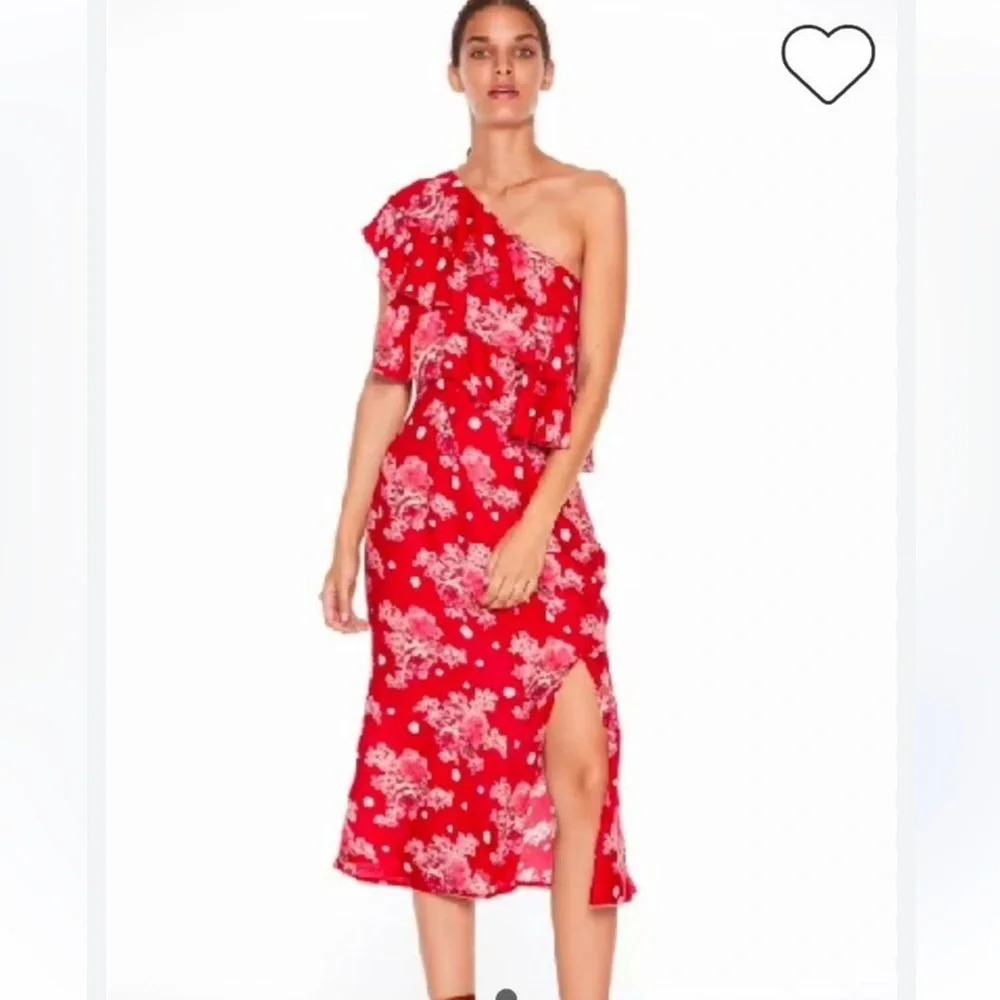 Talulah ruffled dress size medium